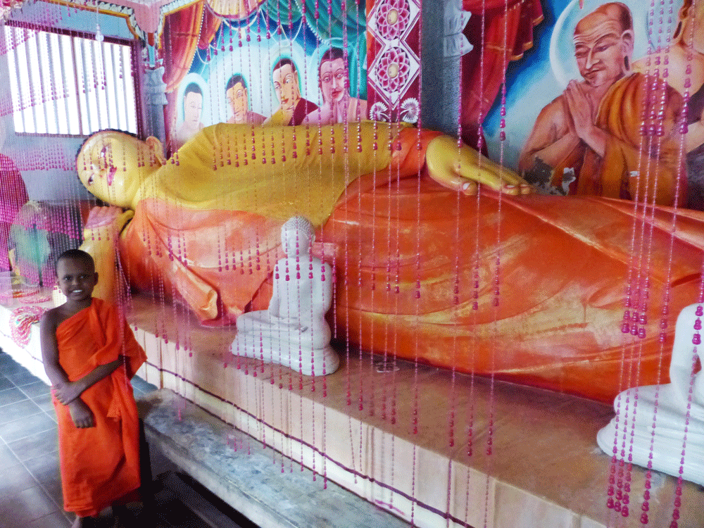 Buddha Statur Sri Lanka - massimo REISEN